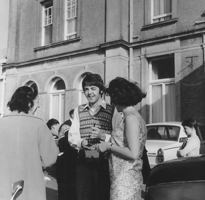 In front of the Atlantic Hotel in Newquay