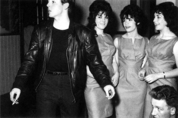 Paul McCartney and the Shimmy-Shimmy Queens (Marie Williams
